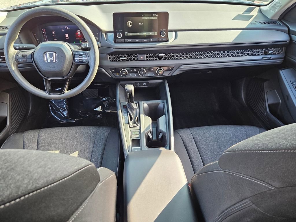 Certified 2023 Honda Accord EX image 8