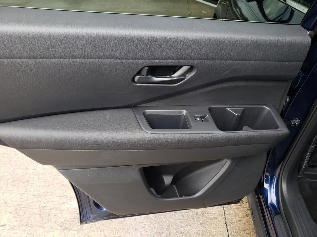 Certified 2025 Nissan Pathfinder SV image 20