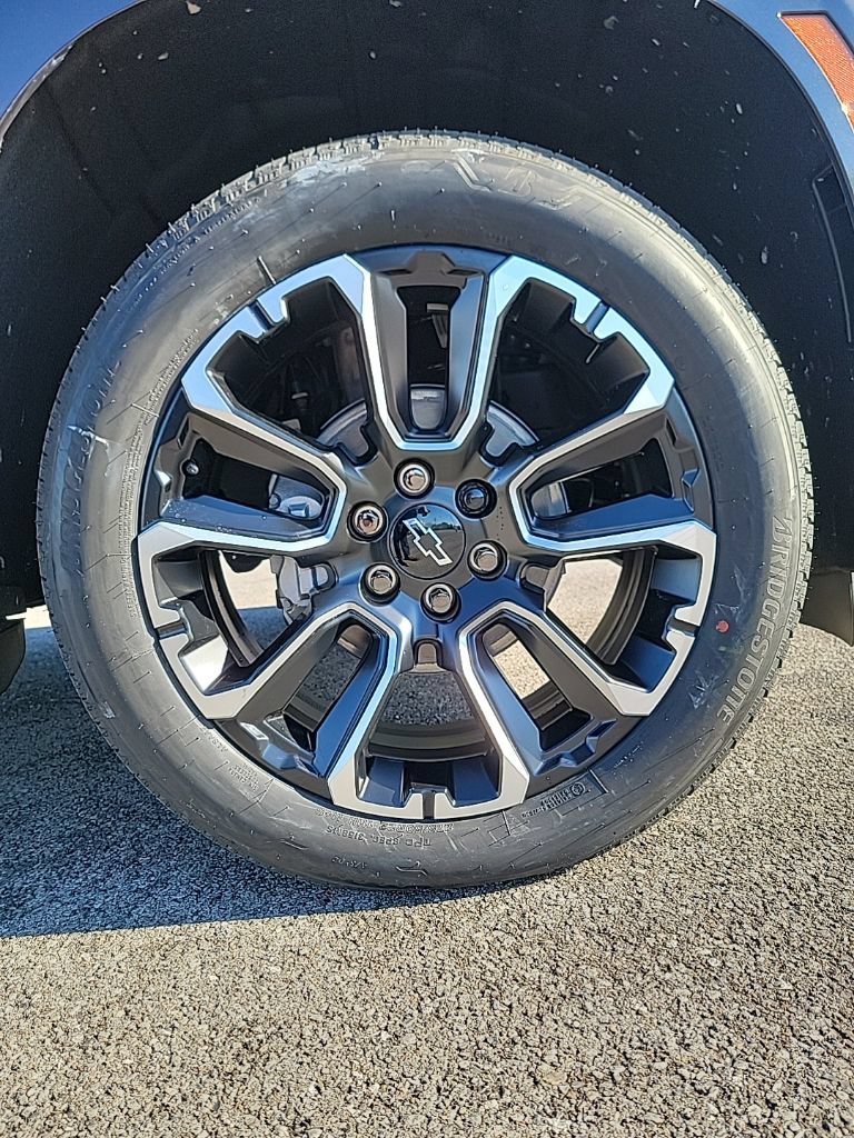 New 2026 Chevrolet Tahoe Premier w/ Sun And Tow Package AWD/4WD image 28