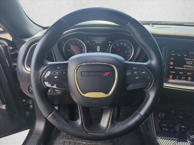 Used 2016 Dodge Challenger SXT RWD image 13