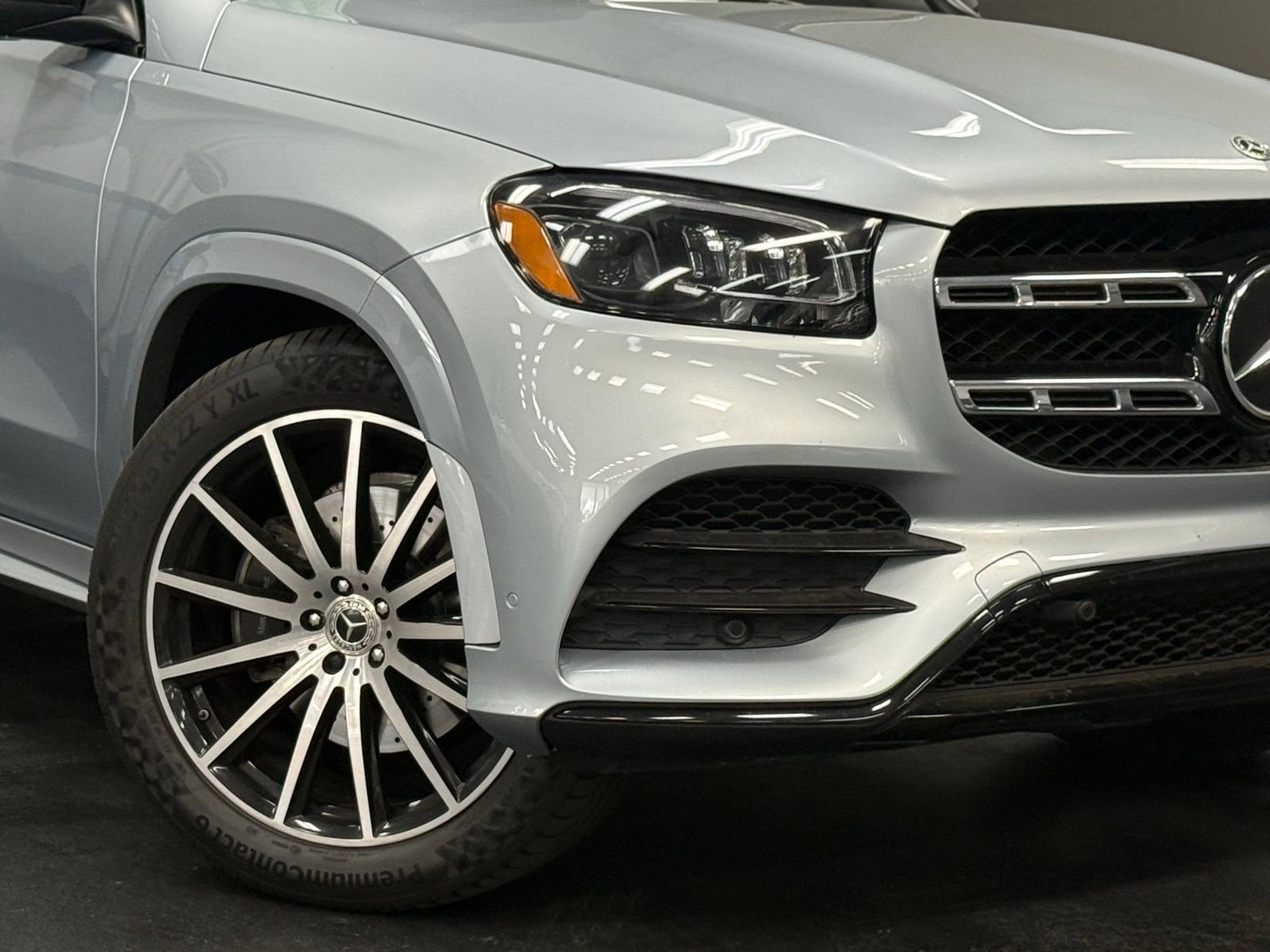 Used 2022 Mercedes-Benz GLS 450 4MATIC image 4