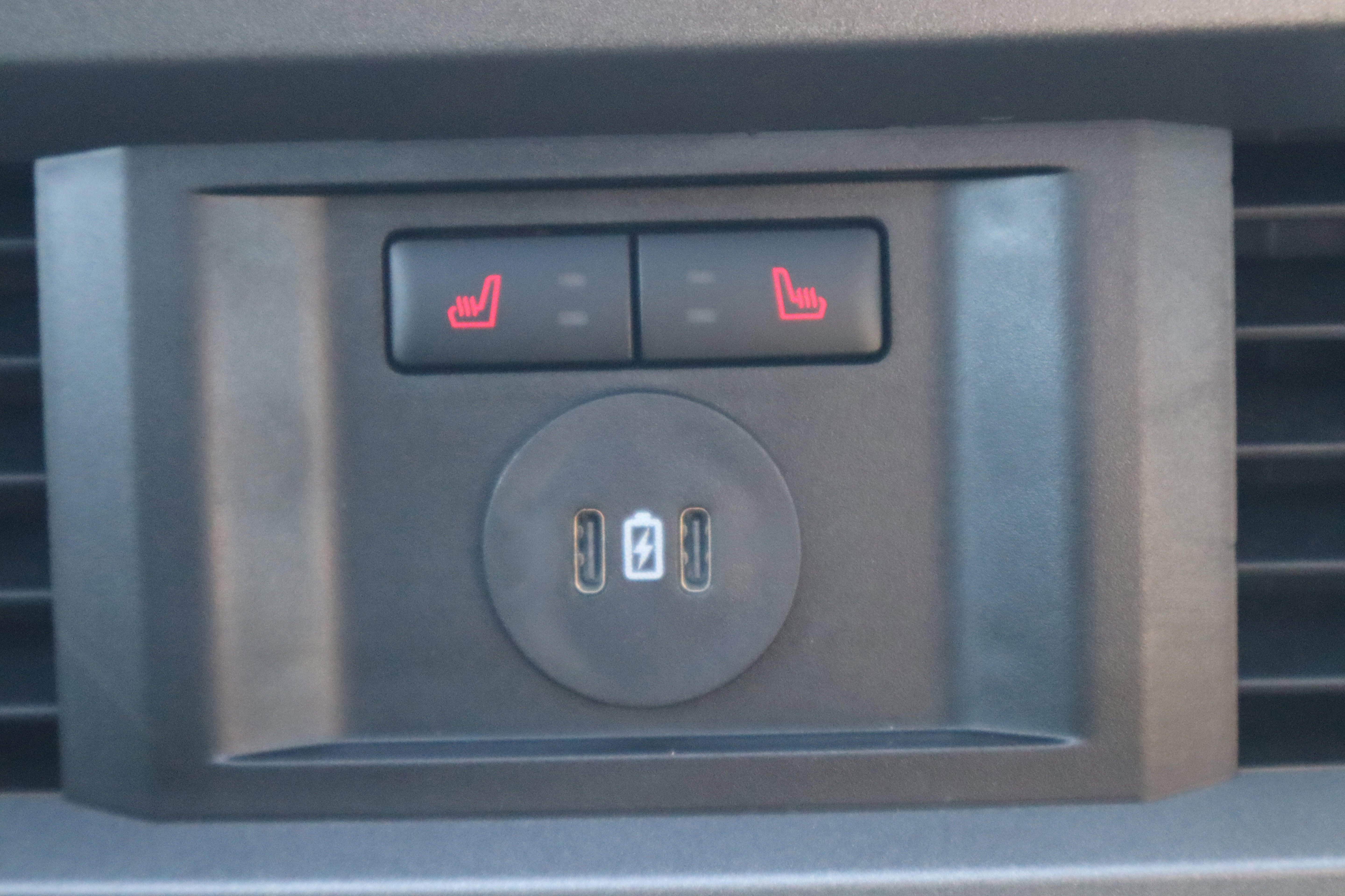 Used 2025 Ford F350 Lariat w/ Lariat Ultimate Package image 25