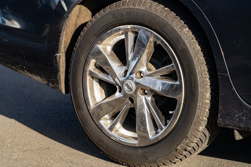 Used 2015 Nissan Altima 2.5 SV image 5