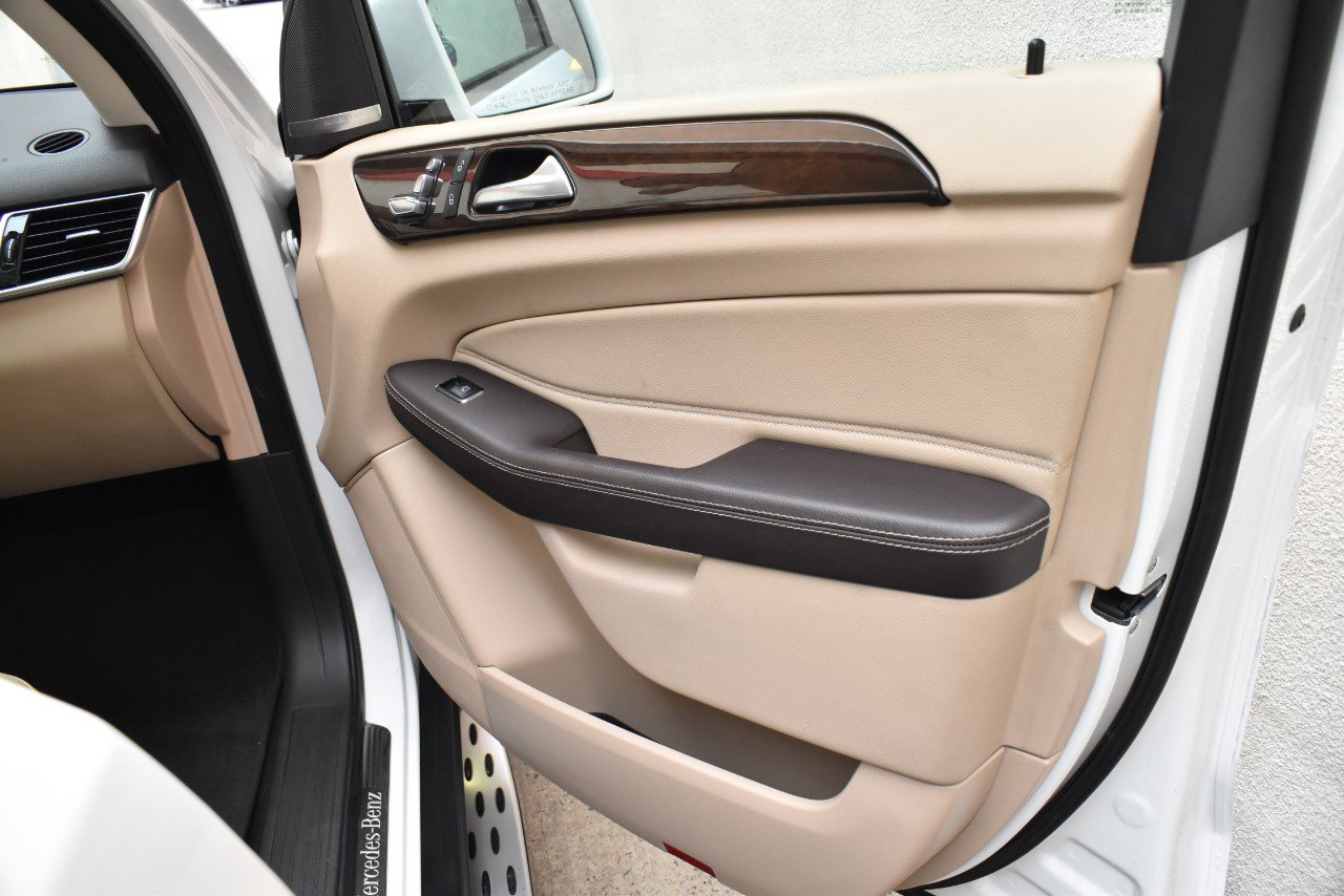 Used 2019 Mercedes-Benz GLE 400 4MATIC image 22