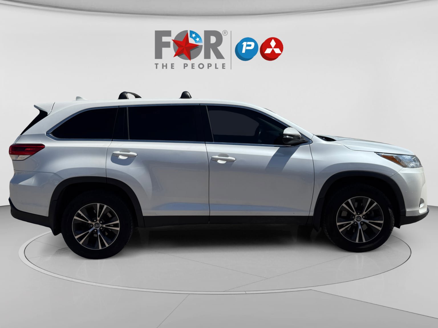 Used 2019 Toyota Highlander Plus image 6