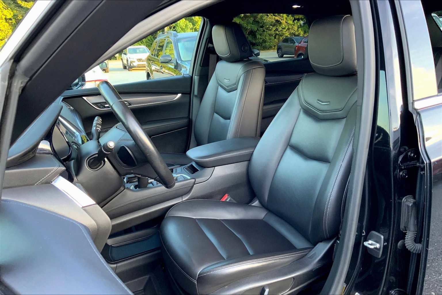 Used 2022 Cadillac XT5 Luxury image 14