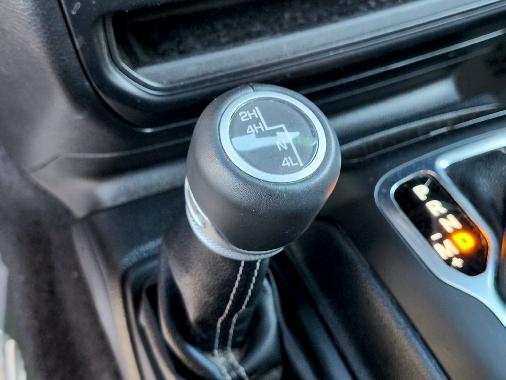 Used 2021 Jeep Wrangler Unlimited Sahara AWD/4WD image 25