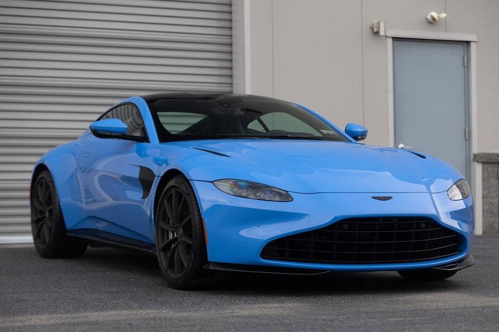 Used 2021 Aston Martin V8 Vantage Coupe RWD image 40