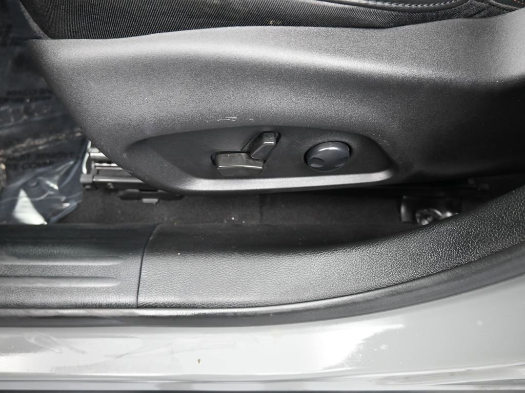 Used 2022 Jeep Compass Limited image 15