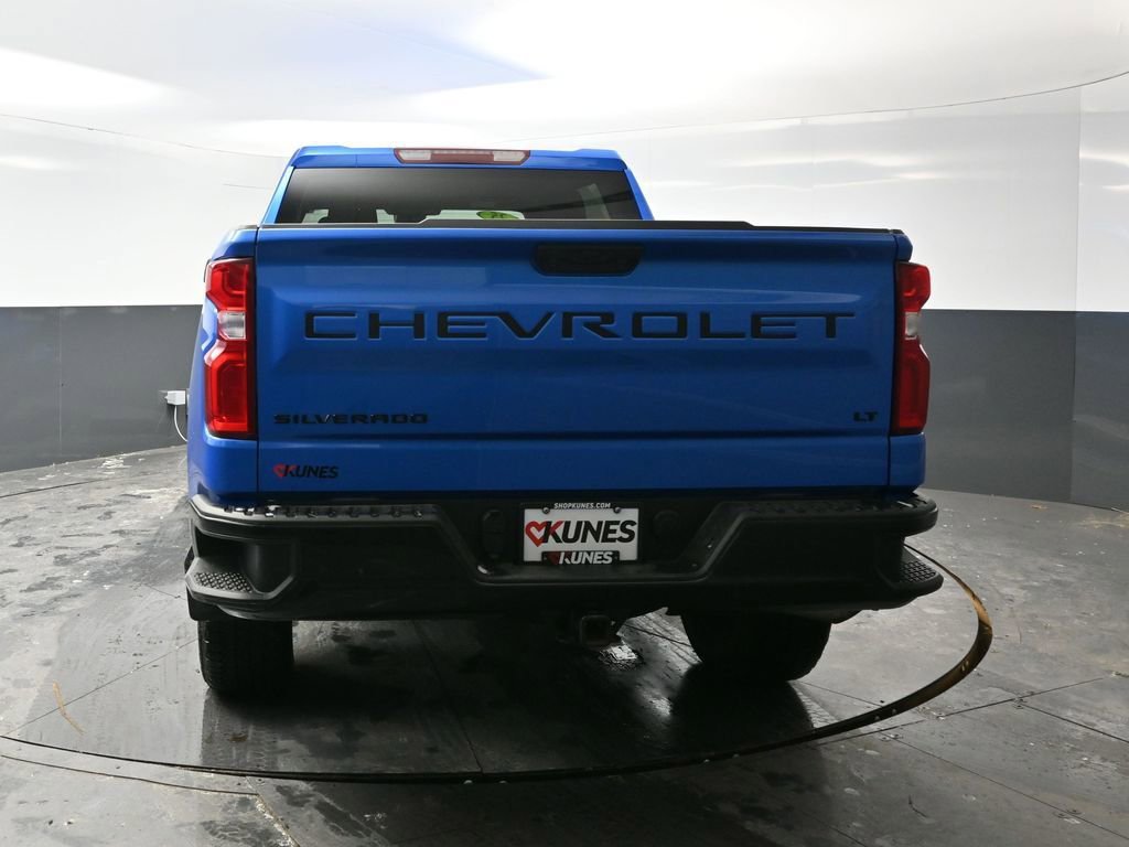 Used 2025 Chevrolet Silverado 1500 LT Trail Boss w/ LPO, Dark Essentials Package image 13