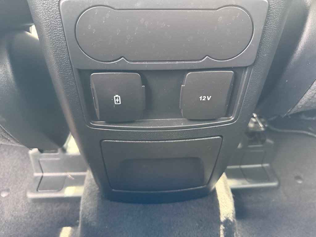 Used 2023 Ford Explorer XLT w/ Equipment Group 202A AWD/4WD image 37