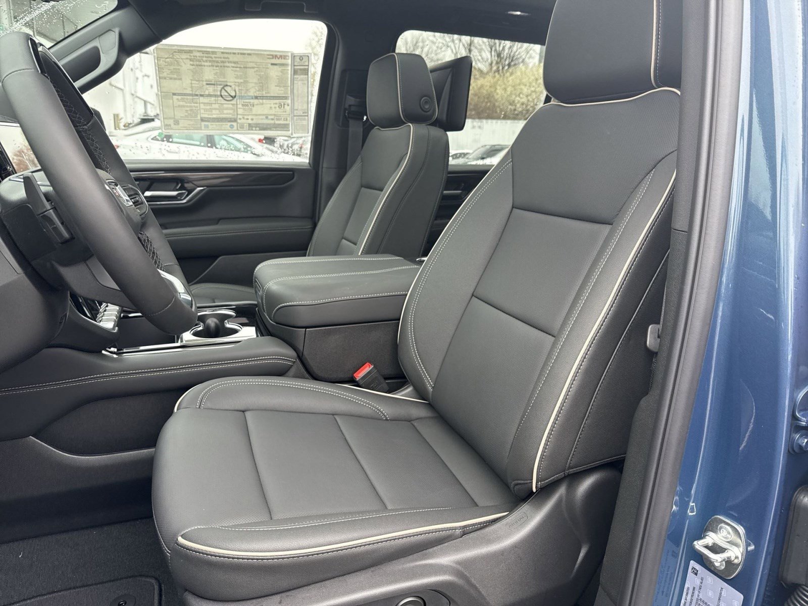 New 2026 GMC Yukon XL Elevation image 12