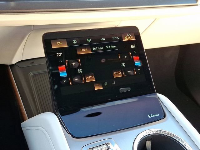 New 2026 Cadillac Vistiq Sport image 10