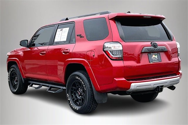 Used 2022 Toyota 4Runner TRD Off-Road Premium image 4