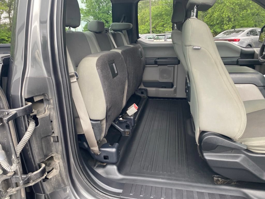 Used 2016 Ford F150 XL w/ Equipment Group 101A Mid AWD/4WD image 32