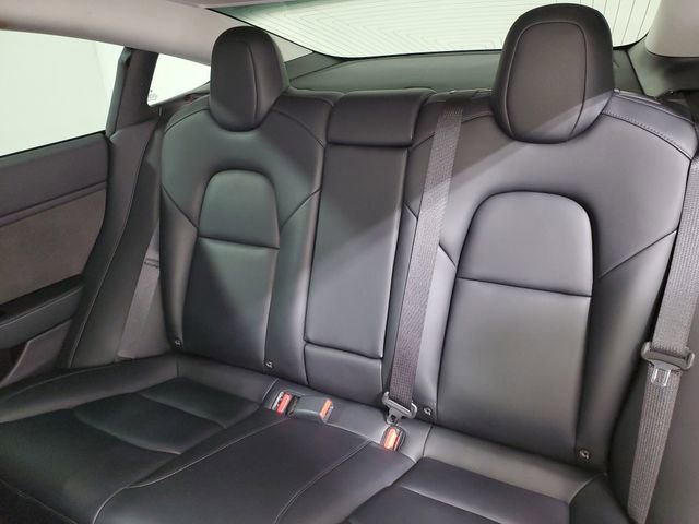 Used 2019 Tesla Model 3 Standard Range Plus image 9