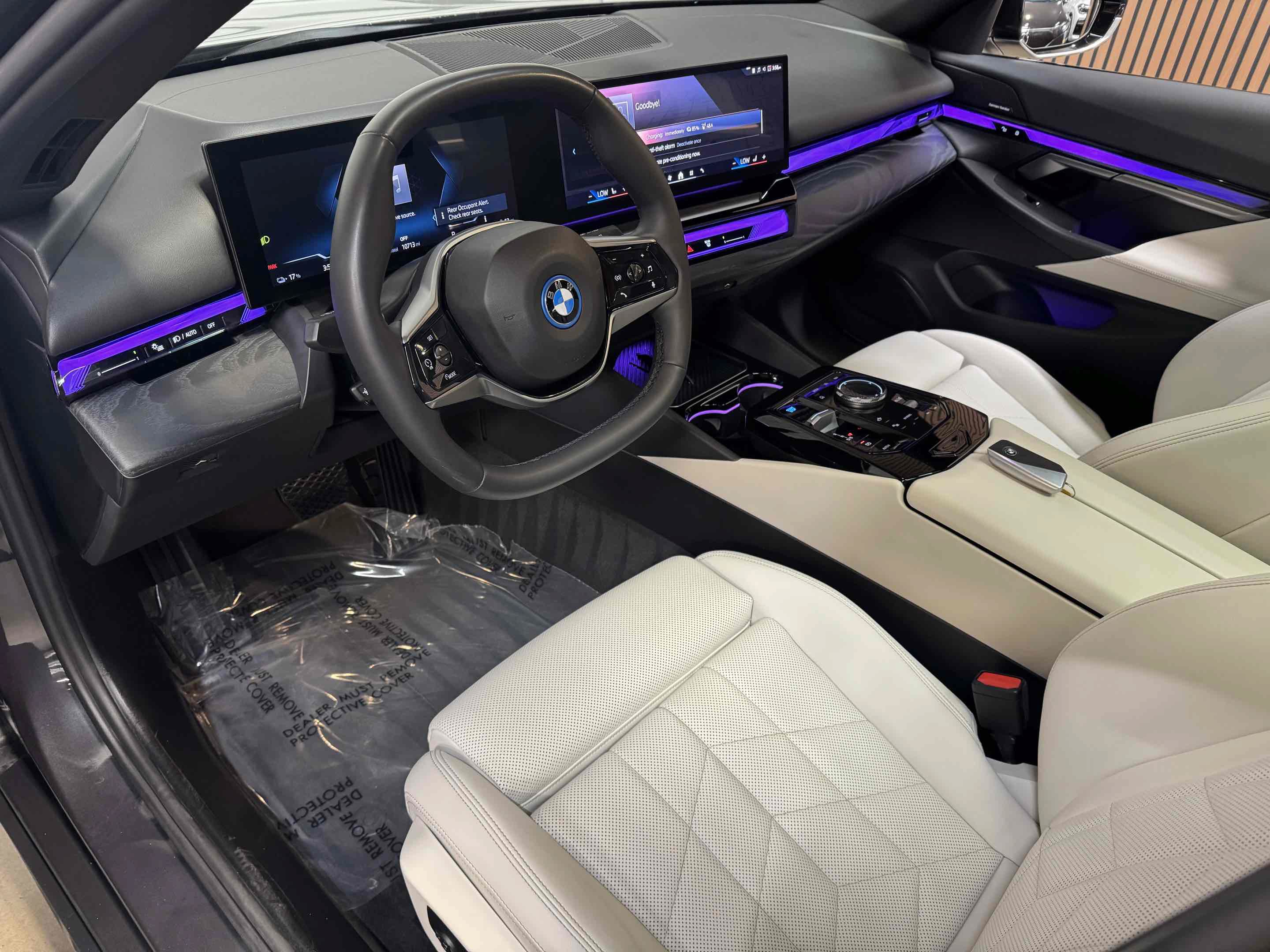 Used 2024 BMW i5 eDrive40i RWD image 5
