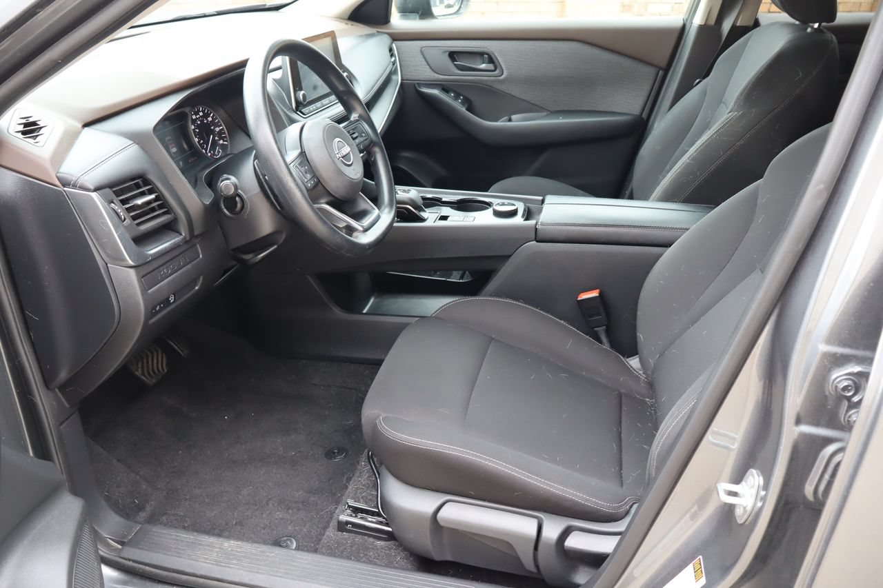 Used 2023 Nissan Rogue S AWD/4WD image 15