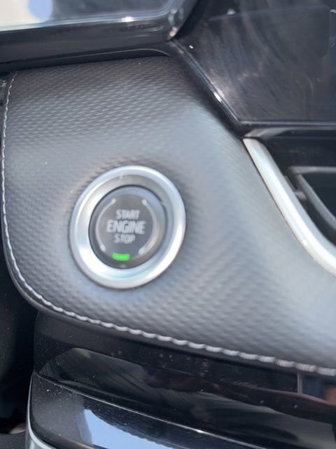 Used 2025 Chevrolet Equinox LT FWD image 8