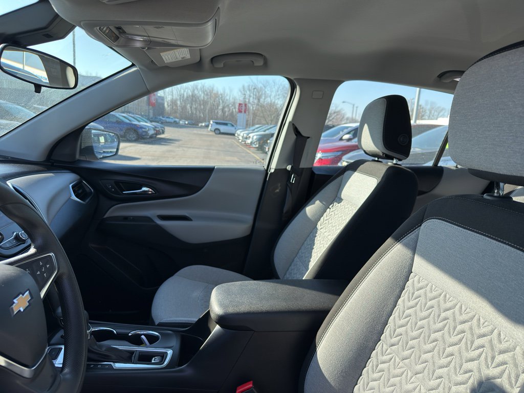 Used 2023 Chevrolet Equinox LS w/ Driver Confidence II Package image 26