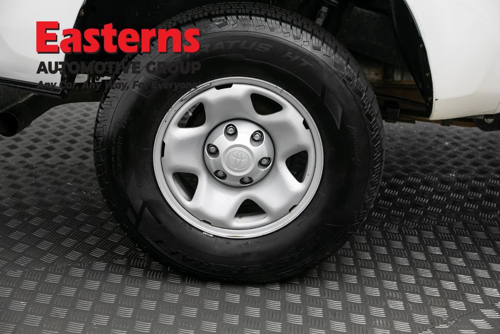 Used 2020 Toyota Tacoma SR RWD image 8
