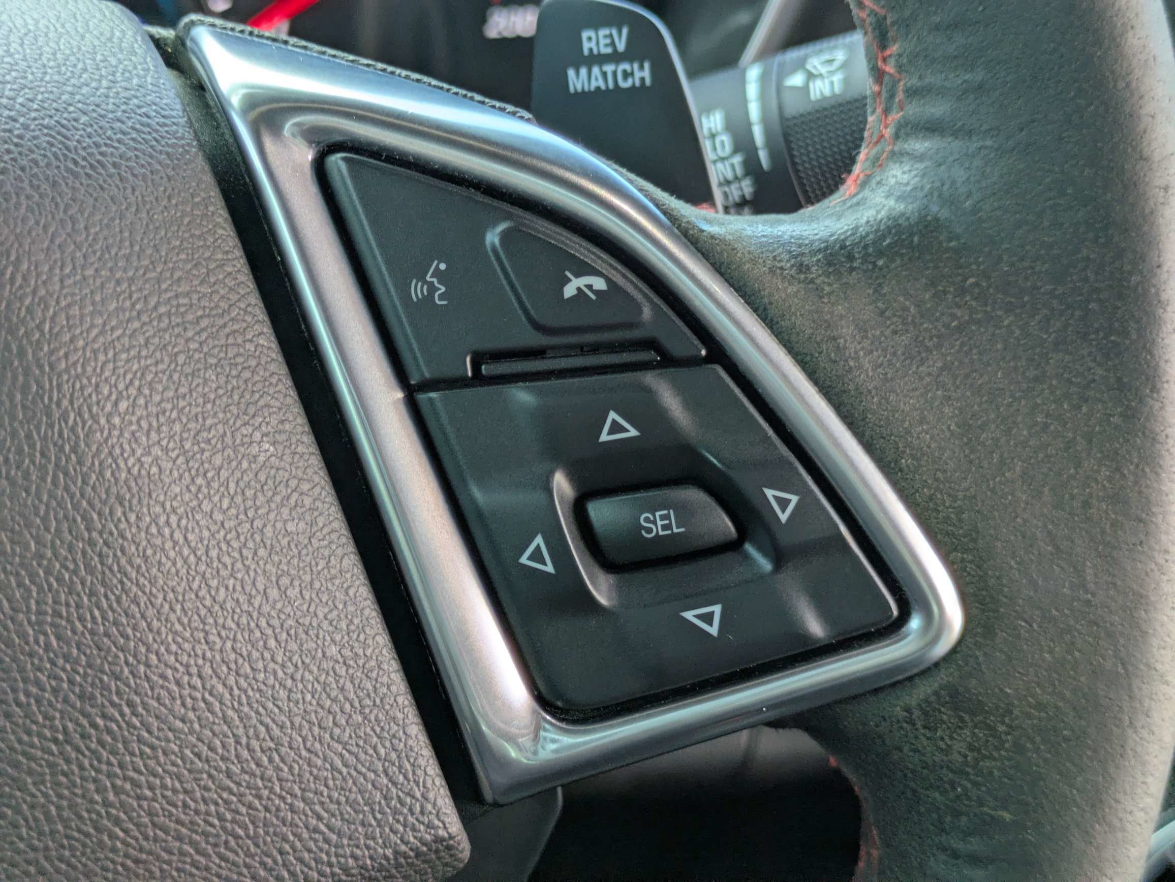 Used 2017 Chevrolet Camaro ZL1 RWD image 14