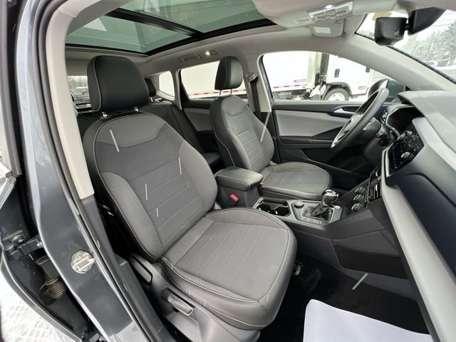 Used 2022 Volkswagen Taos SE image 30