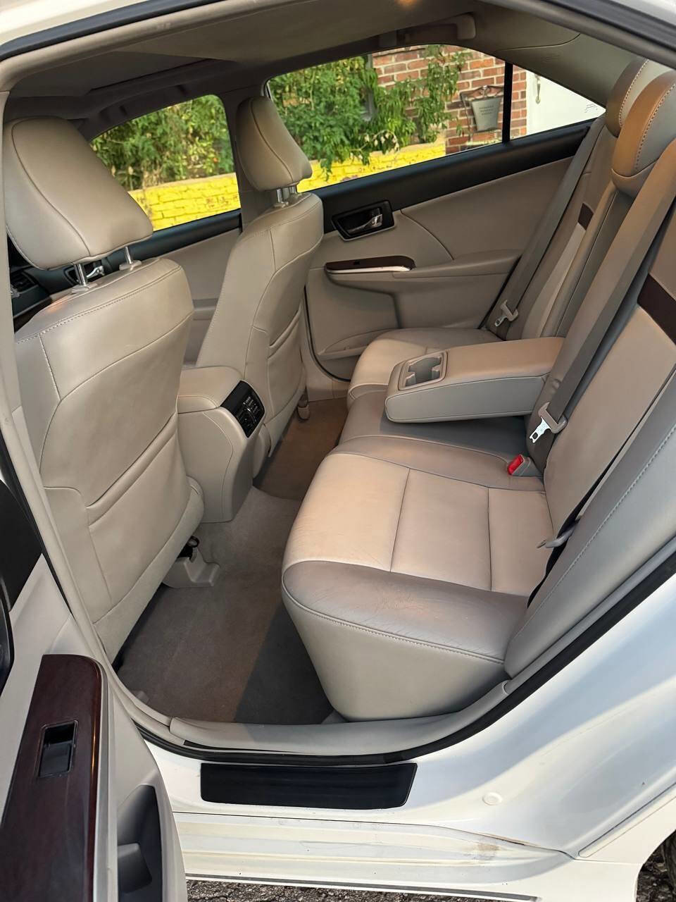 Used 2012 Toyota Camry XLE image 10