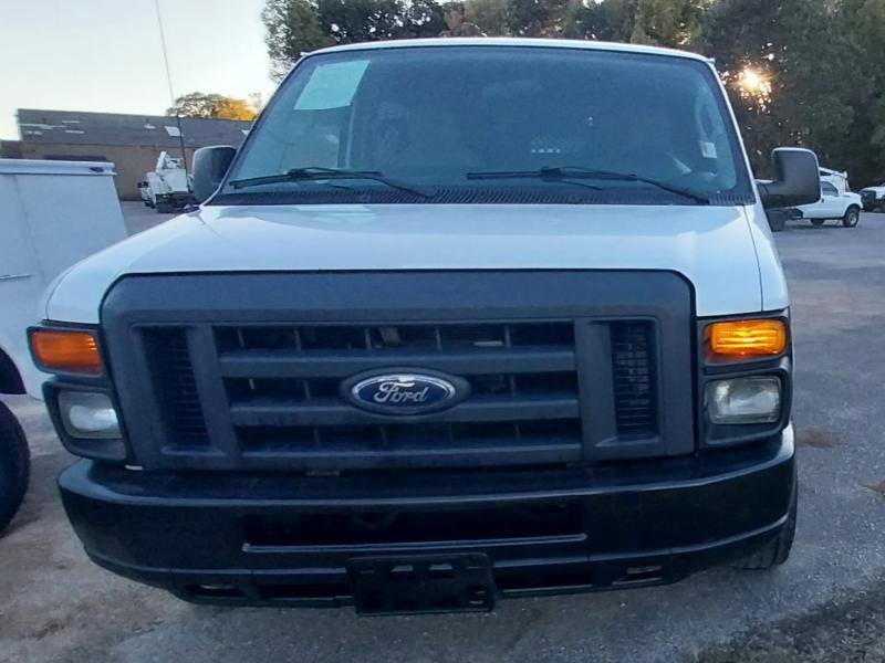 Used 2014 Ford E-250 and Econoline 250 w/ Power Group image 4