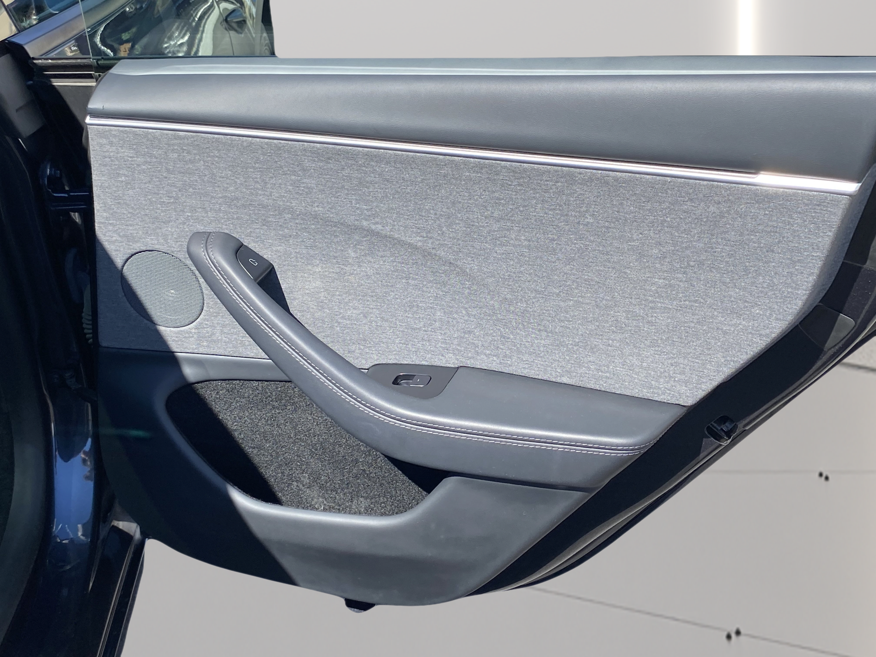 Used 2025 Tesla Model 3 Long Range RWD image 30