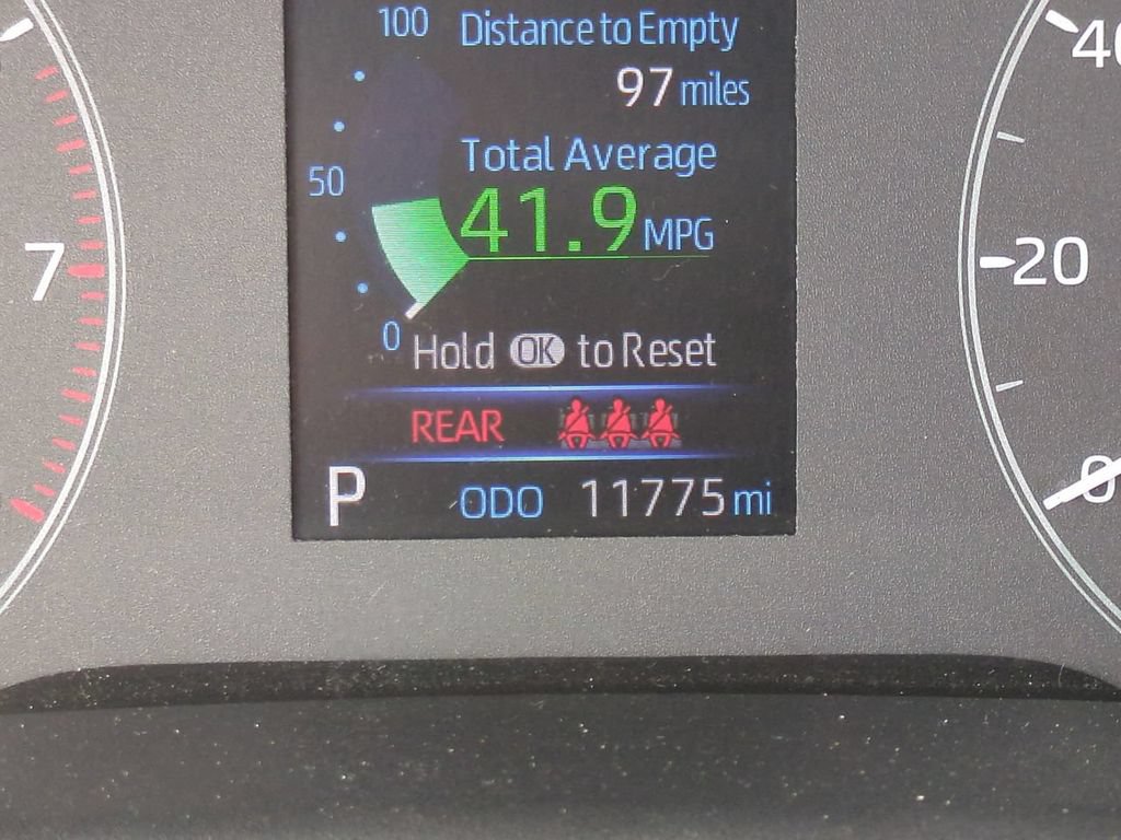 Used 2023 Toyota Corolla Cross AWD Hybrid image 33
