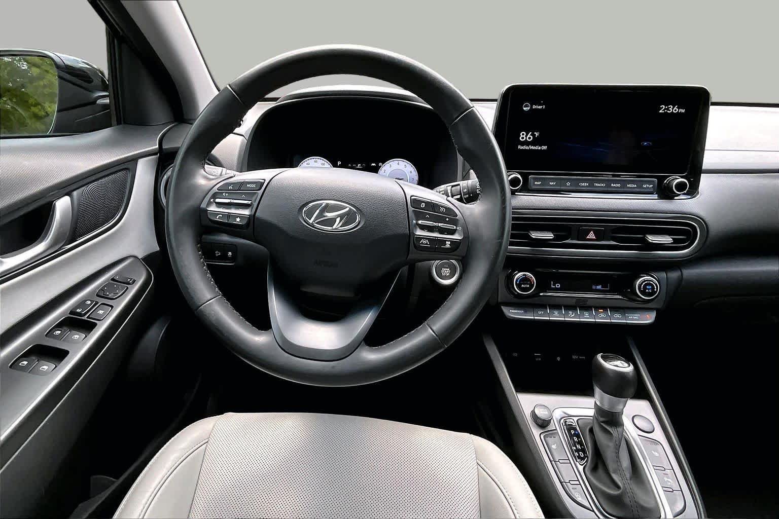 Used 2022 Hyundai Kona Limited FWD image 6