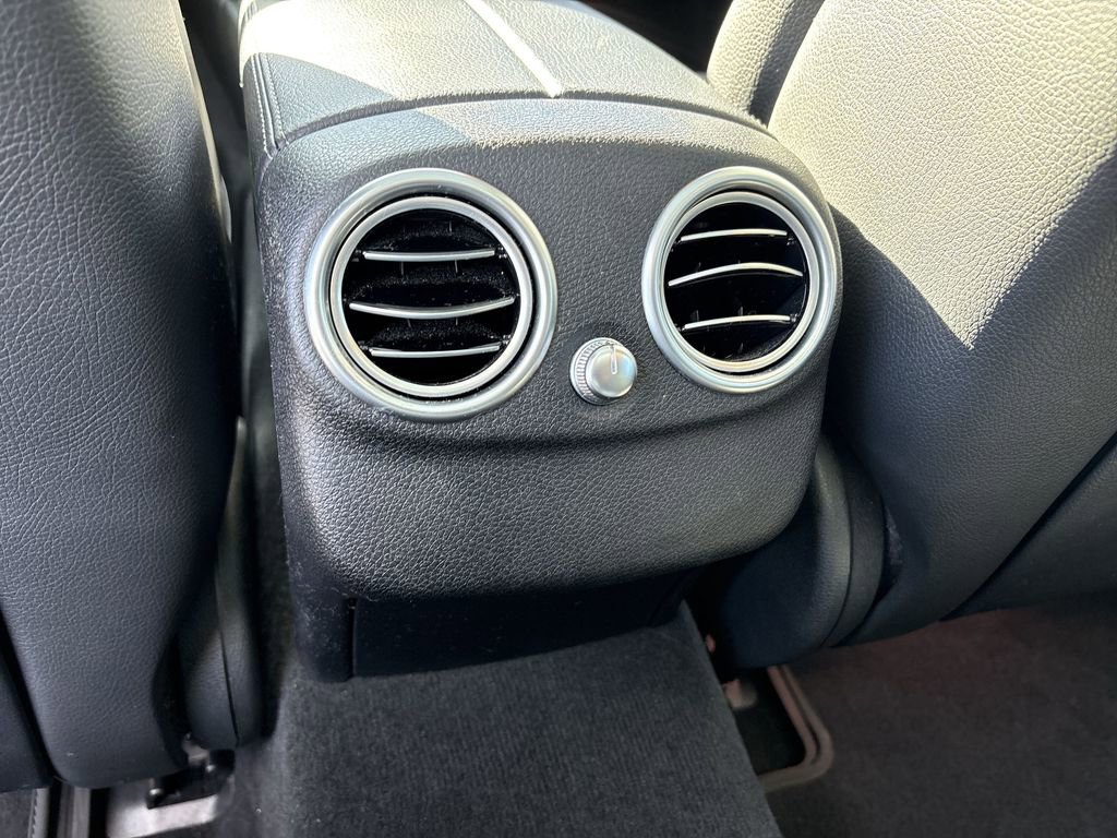 Used 2021 Mercedes-Benz C 300 C 300 image 20