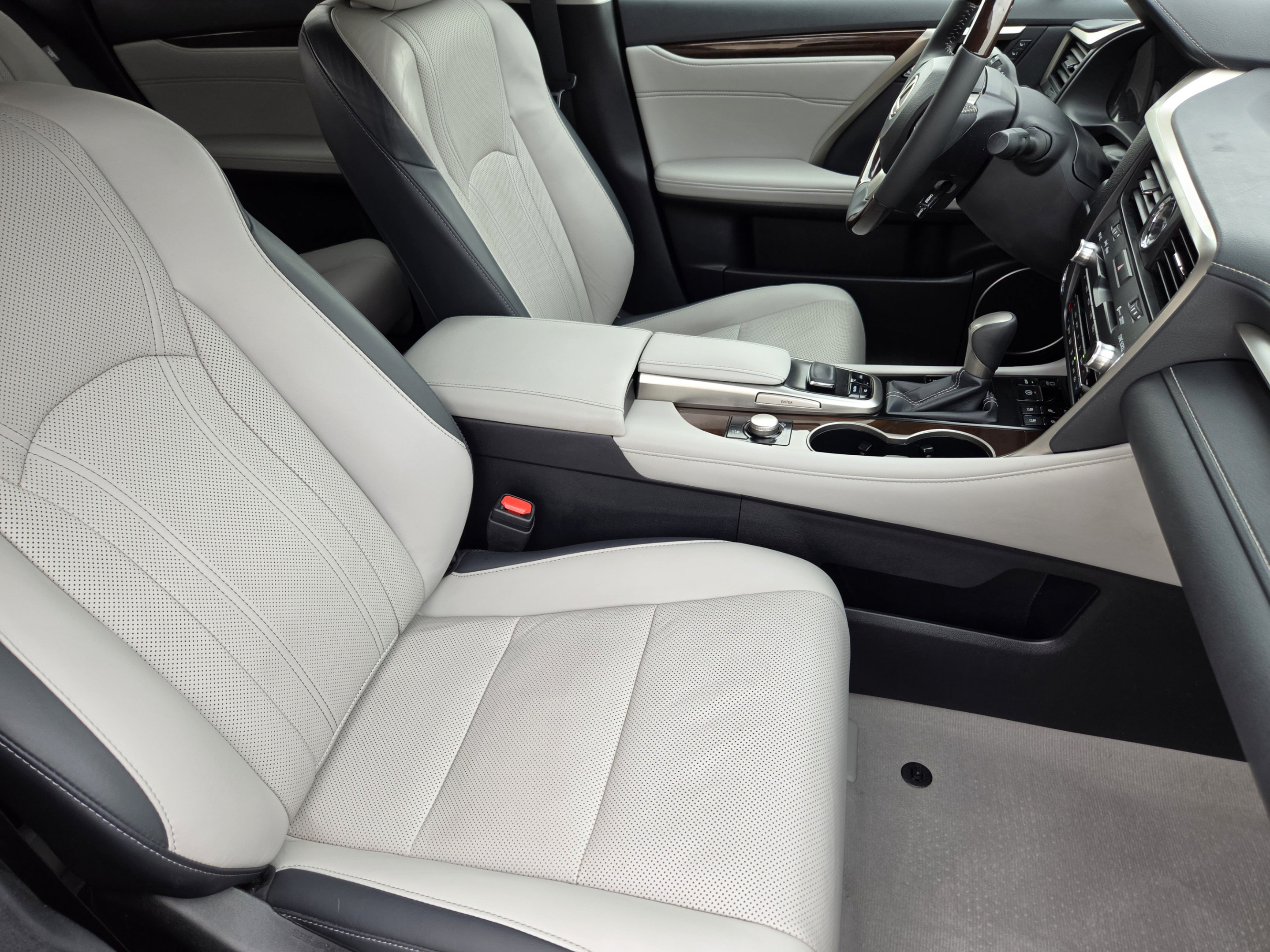 Used 2019 Lexus RX 350 FWD w/ Navigation Package image 15