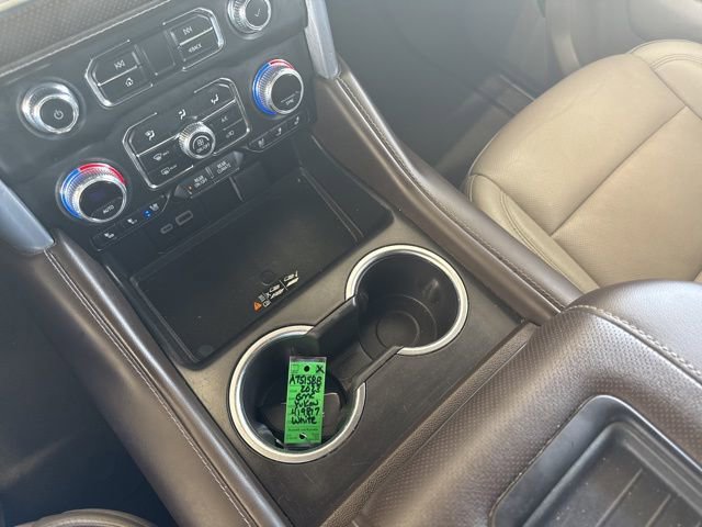 Used 2023 GMC Yukon SLT w/ SLT Premium Package image 25
