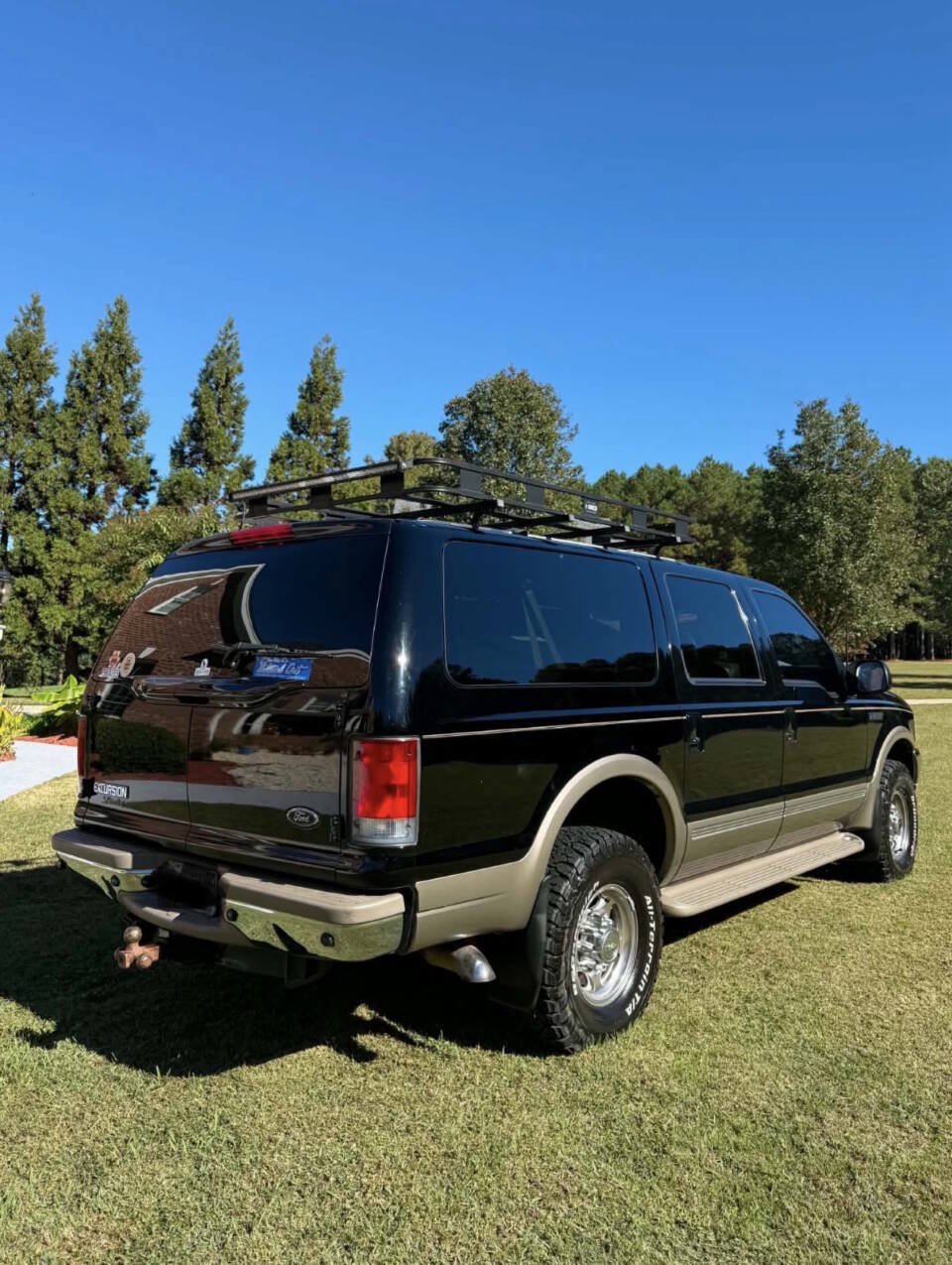 Used 2001 Ford Excursion Limited AWD/4WD image 3