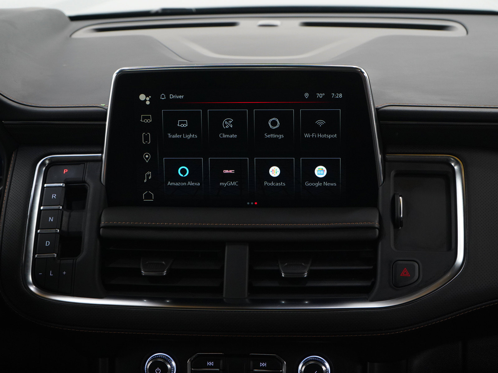 Used 2023 GMC Yukon AT4 w/ AT4 Premium Package AWD/4WD image 16