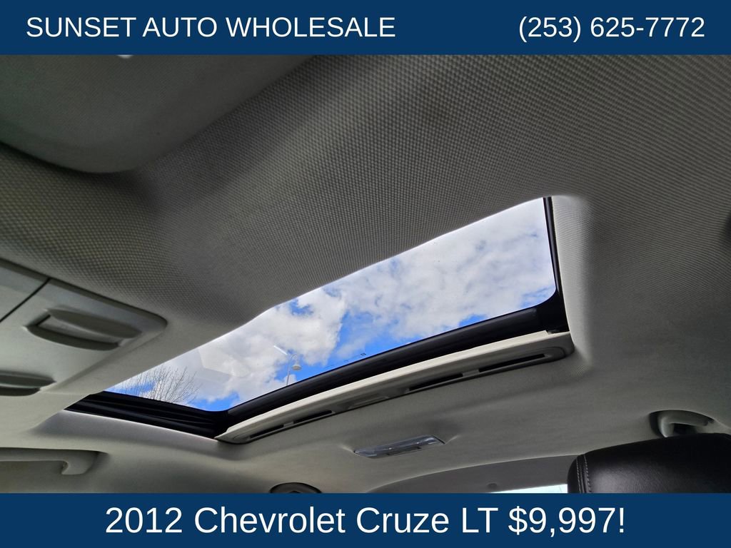 Used 2012 Chevrolet Cruze LT w/ RS Package image 38