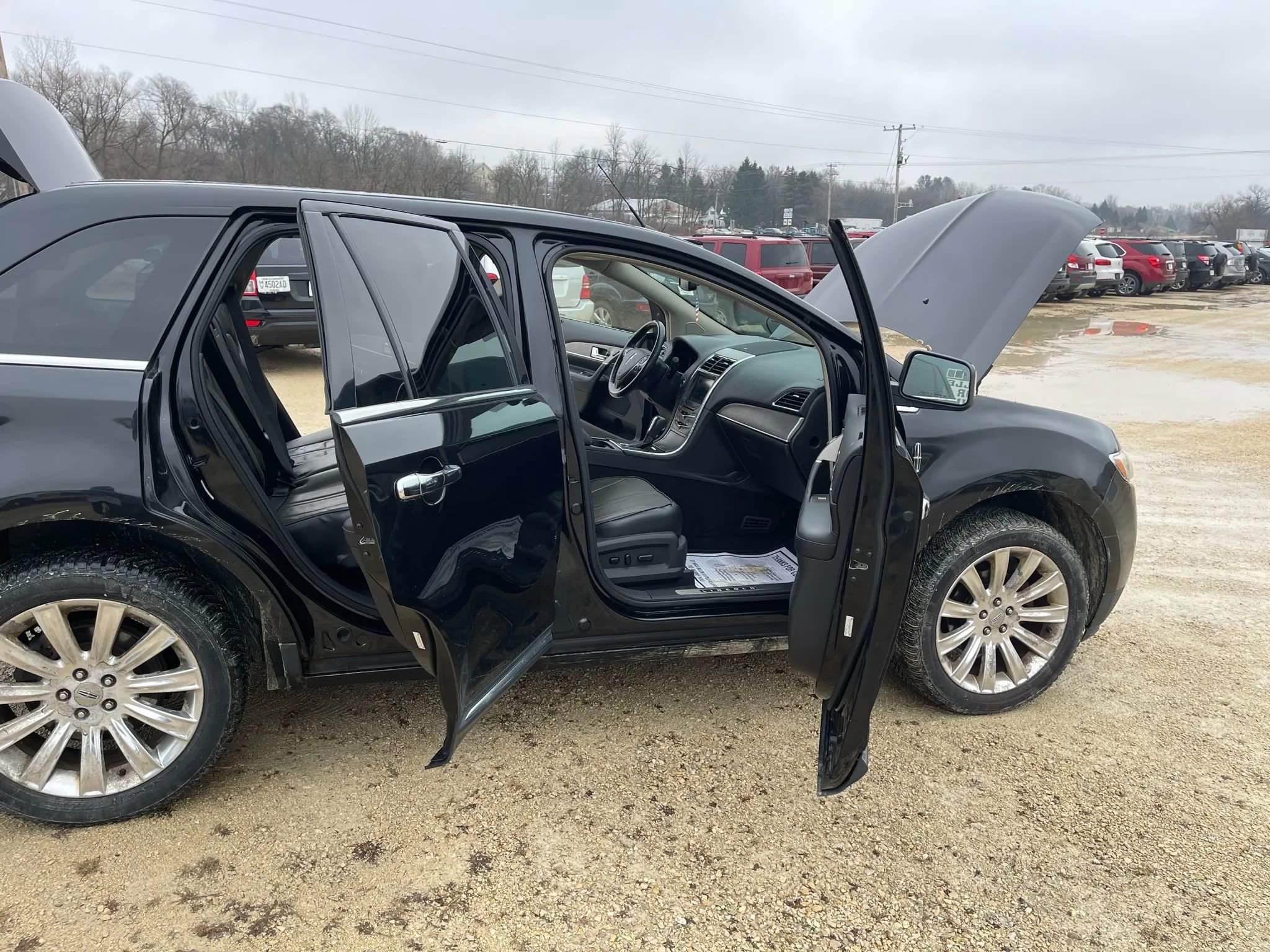 Used 2011 Lincoln MKX AWD w/ Sight & Sound Pkg image 12