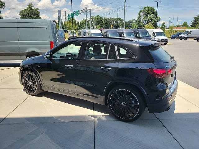 Used 2025 Mercedes-Benz GLA 35 AMG 4MATIC image 8
