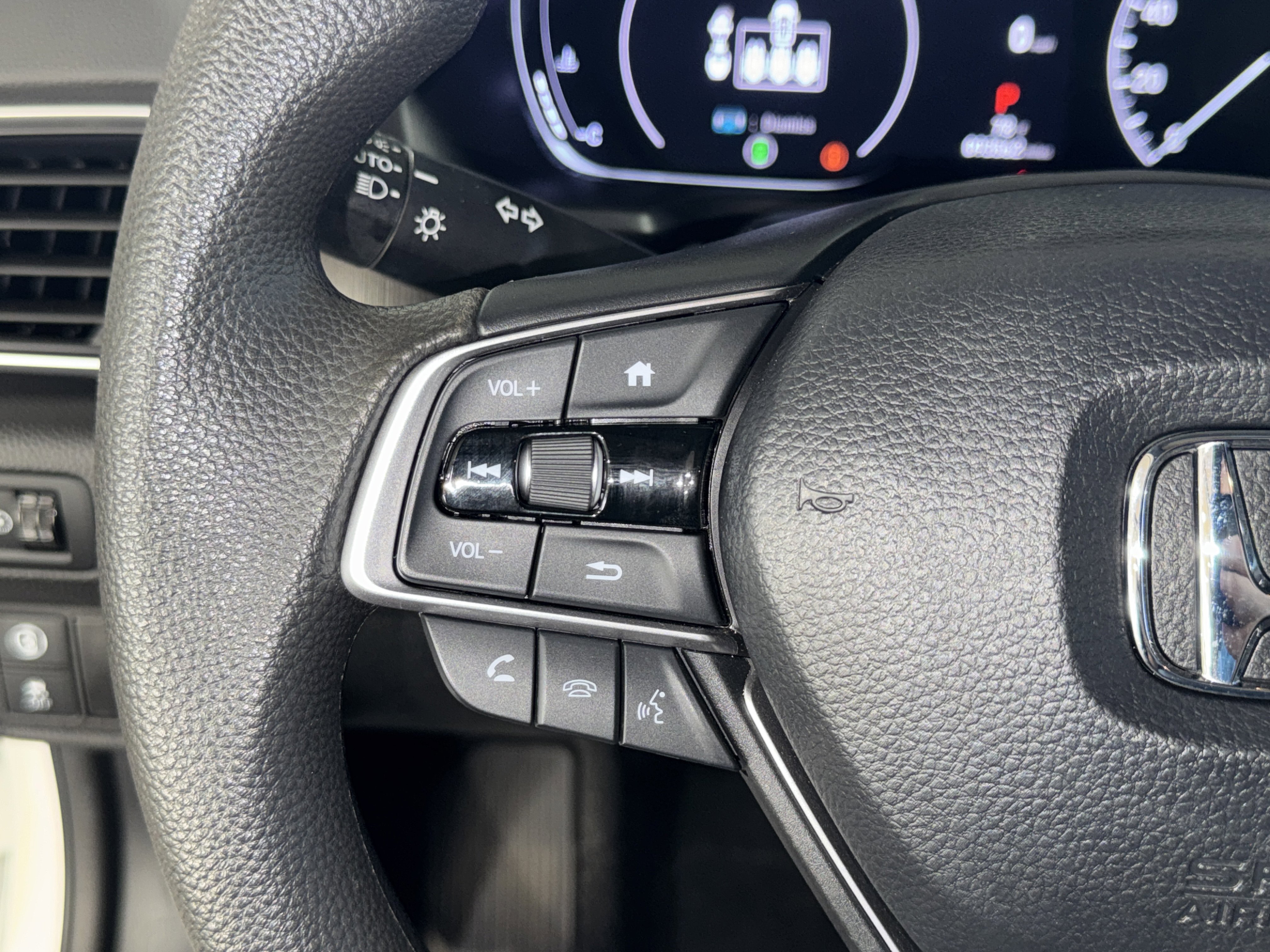 Used 2021 Honda Accord LX image 21