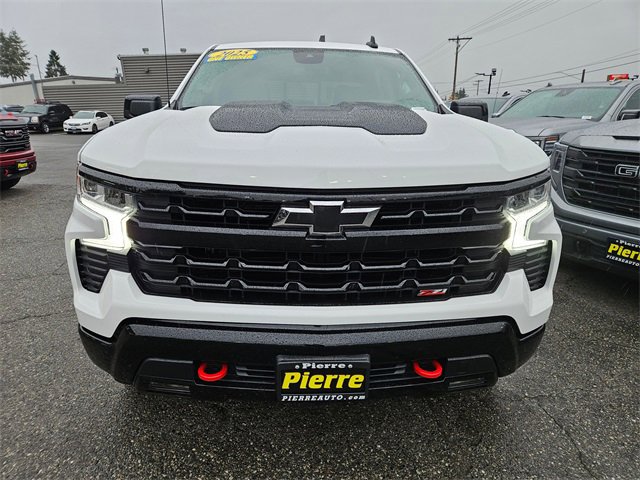 Used 2025 Chevrolet Silverado 1500 LT Trail Boss w/ Convenience Package II image 7