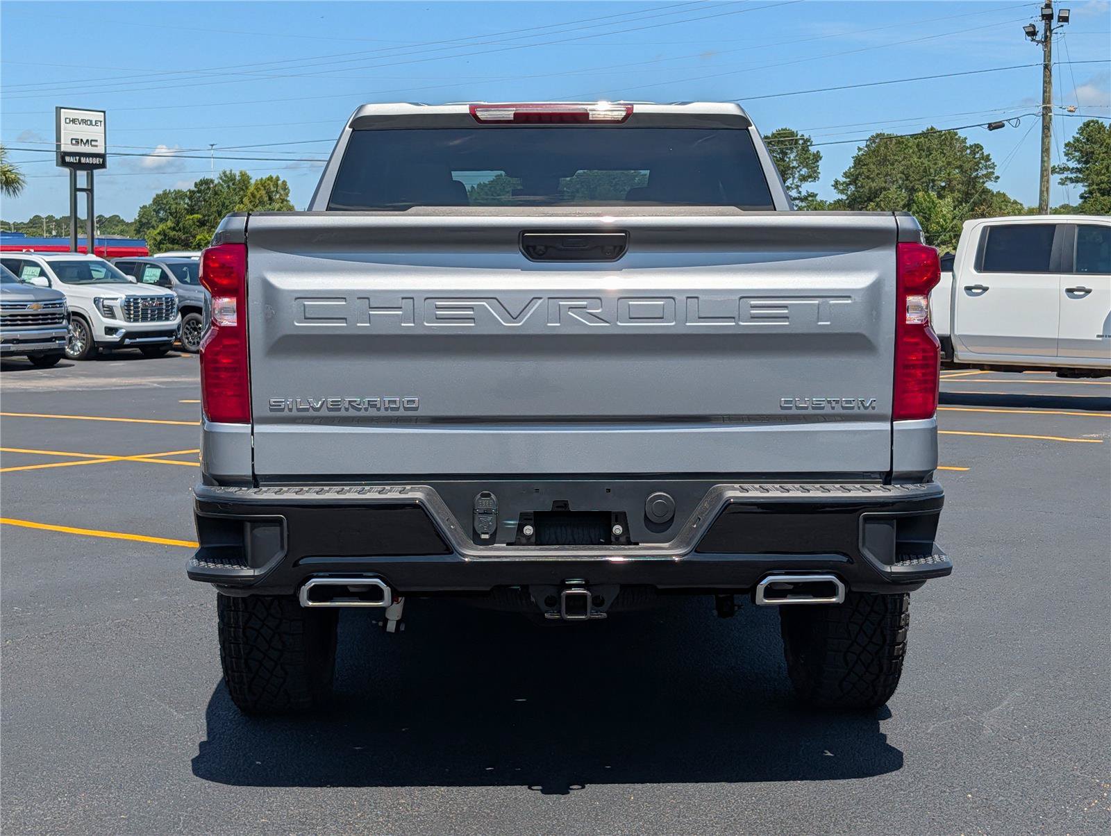 New 2026 Chevrolet Silverado 1500 Custom Trail Boss AWD/4WD image 4