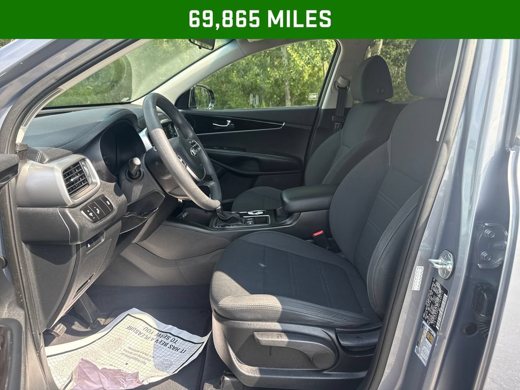 Used 2020 Kia Sorento LX FWD image 4