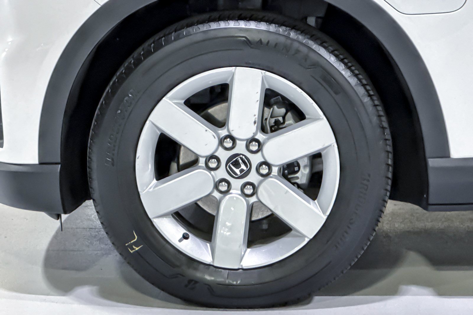 Used 2024 Honda Prologue EX image 13