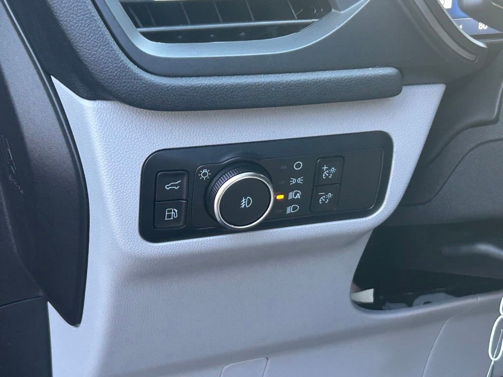 Certified 2024 Ford Escape SE FWD image 36