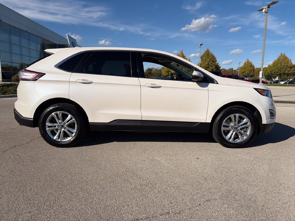 Used 2017 Ford Edge SEL w/ Equipment Group 201A AWD/4WD image 8