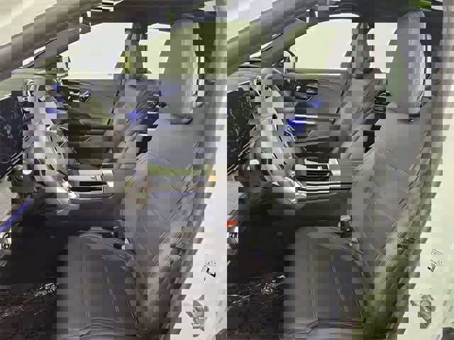 Certified 2025 Mercedes-Benz C 300 4MATIC Sedan image 16