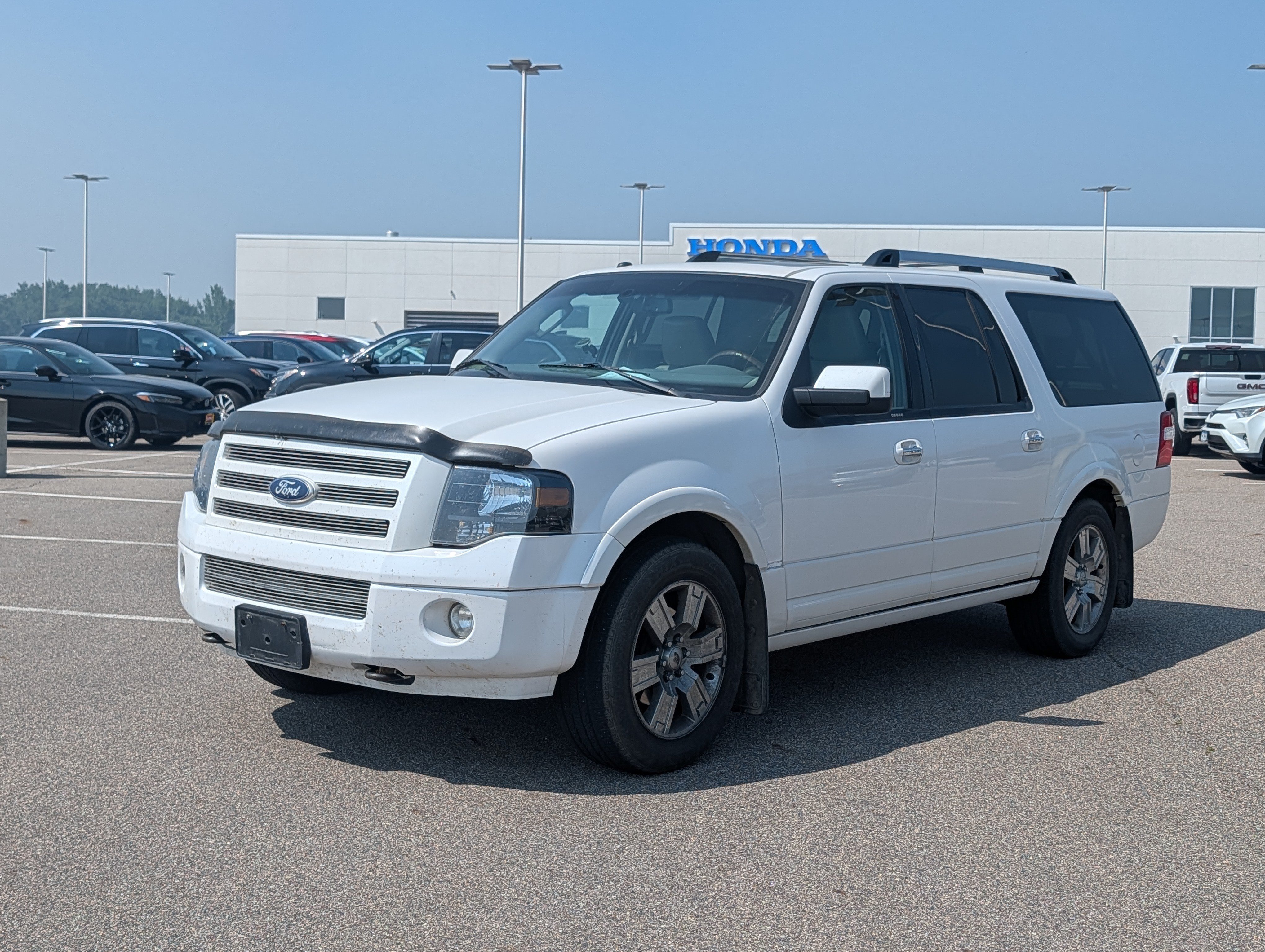 Used 2010 Ford Expedition EL Limited AWD/4WD image 2
