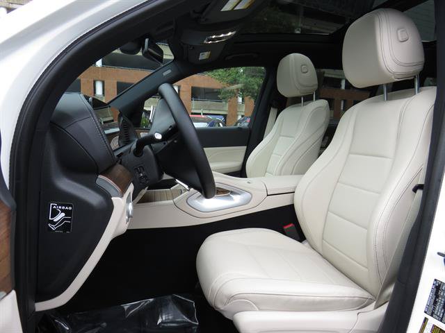 Used 2025 Mercedes-Benz GLS 450 4MATIC image 20